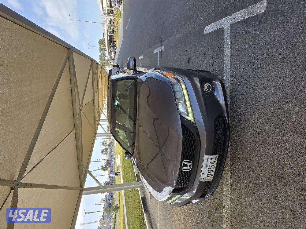 للبيع هوندا أكورد باب واحد موديل 2014 كامل مواصفات 6 سلندر شرط فحص5