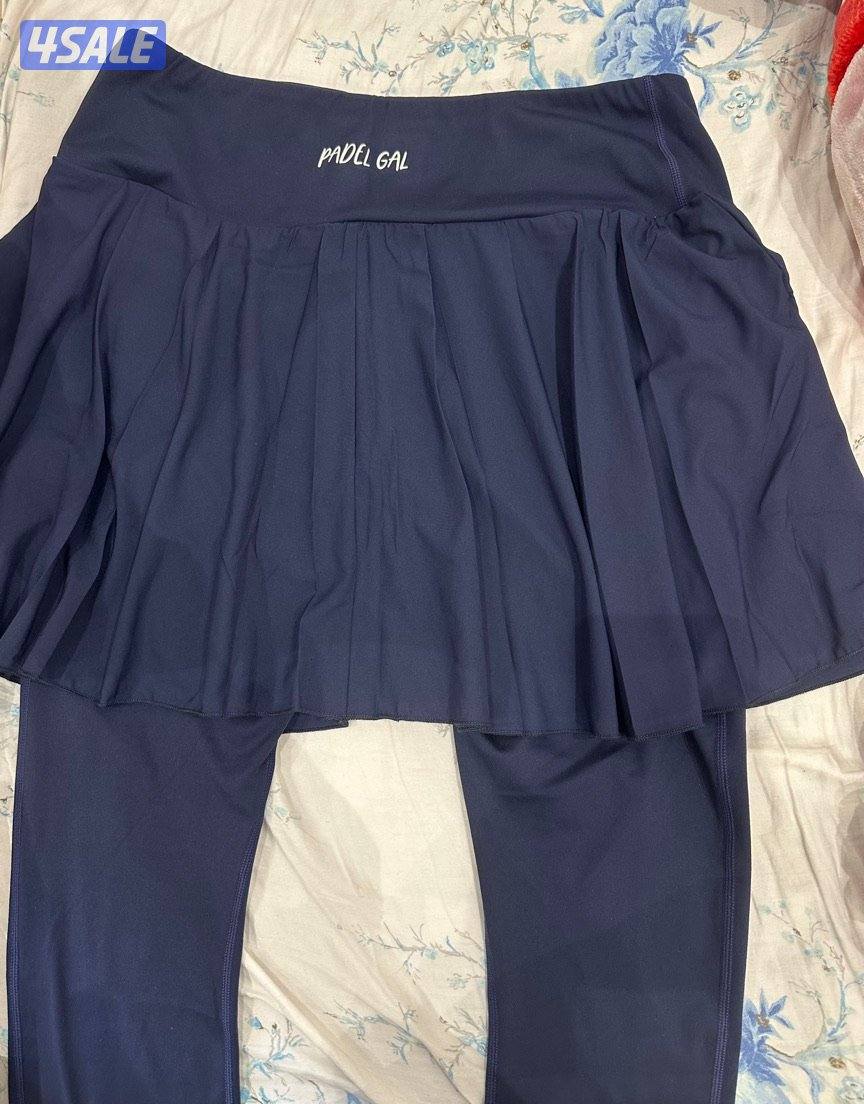 ليقنز رياضة جديد ماركة PADEL GAL عندي اثنين يلبسون M/L الواحد ب 3.5001