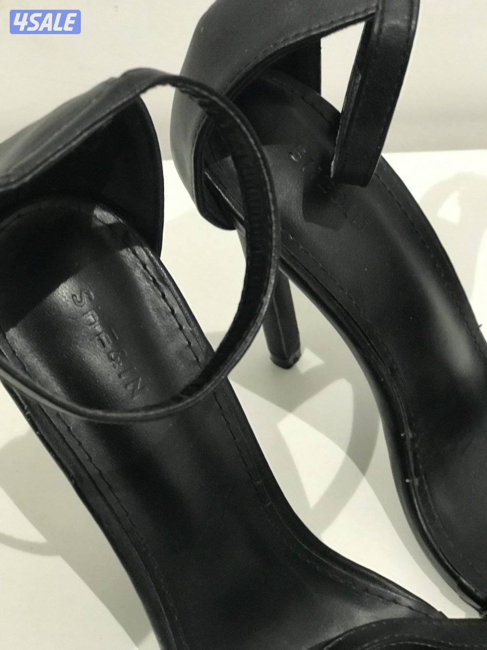 أحذية وكعوب ب الوان  متنوعة استعمال خفيف جداً6