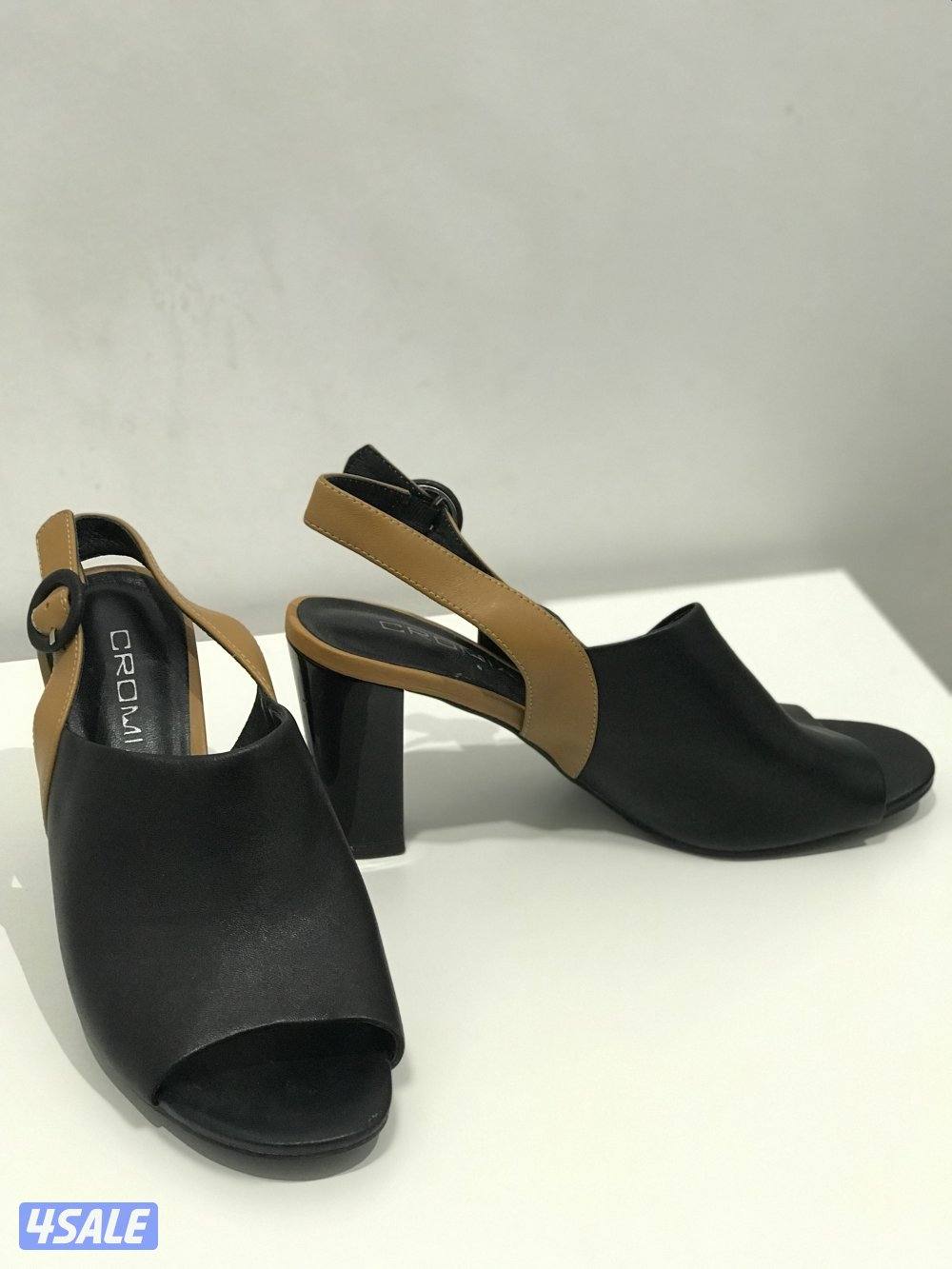 أحذية وكعوب ب الوان  متنوعة استعمال خفيف جداً13