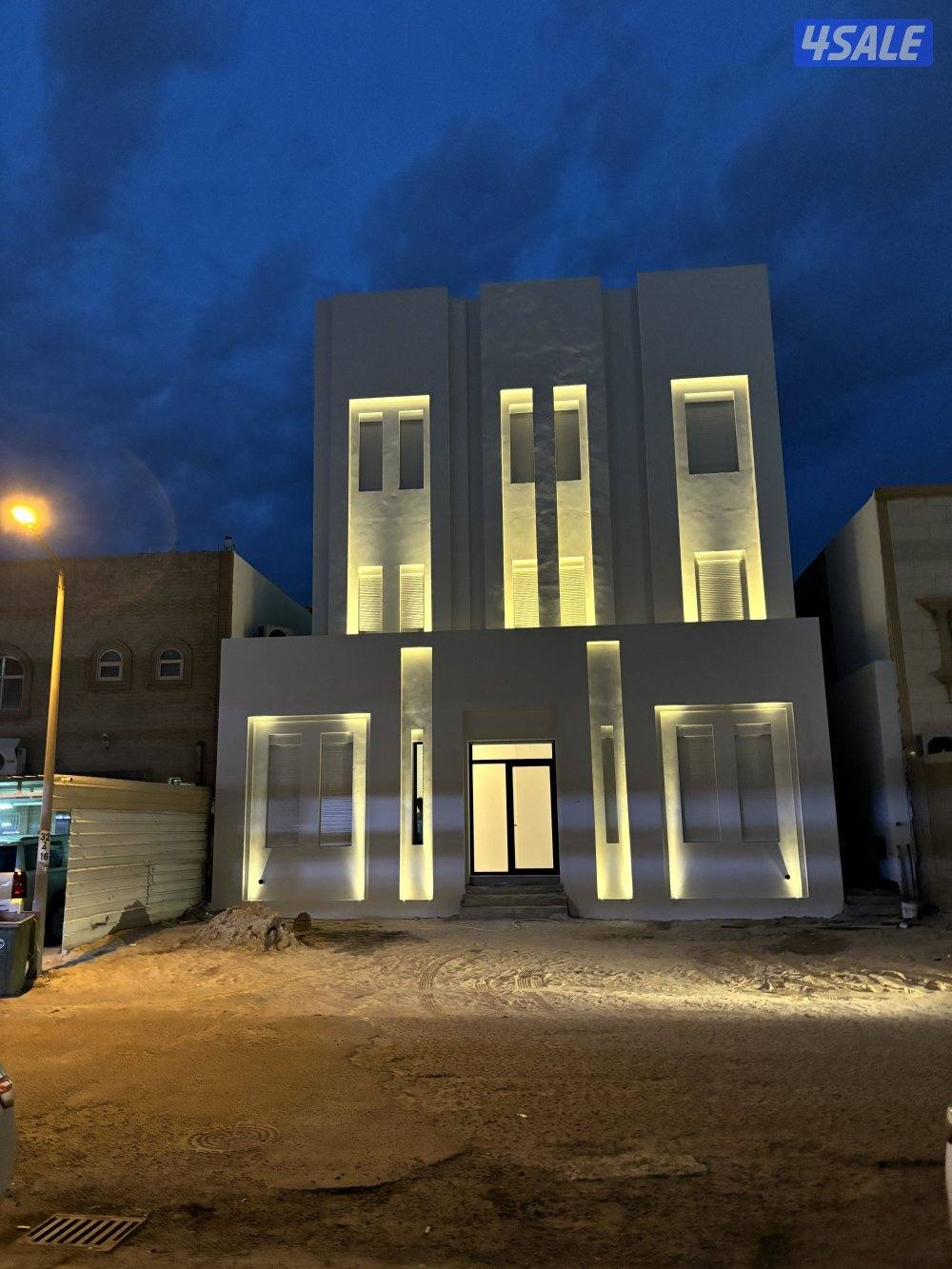 مقاول كهرباء وإنارة8