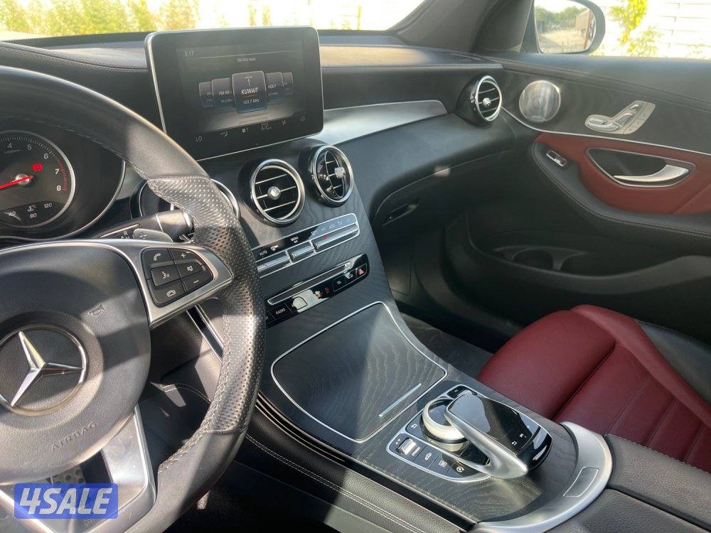 موديل 2018 GLC250عداد 76 الف4