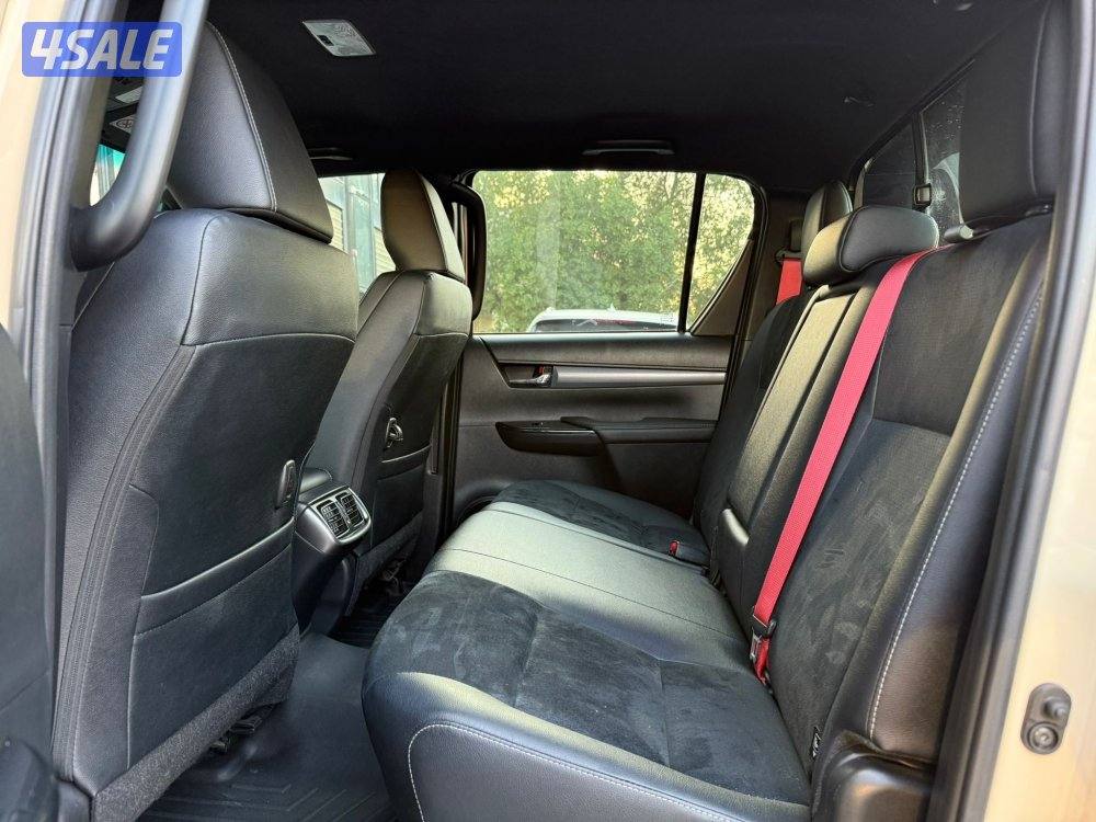 HILUX GR SPORT _2024 صبغ الوكالة9