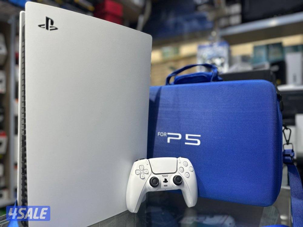 PS5 1tb with One controller disc edition with bag0