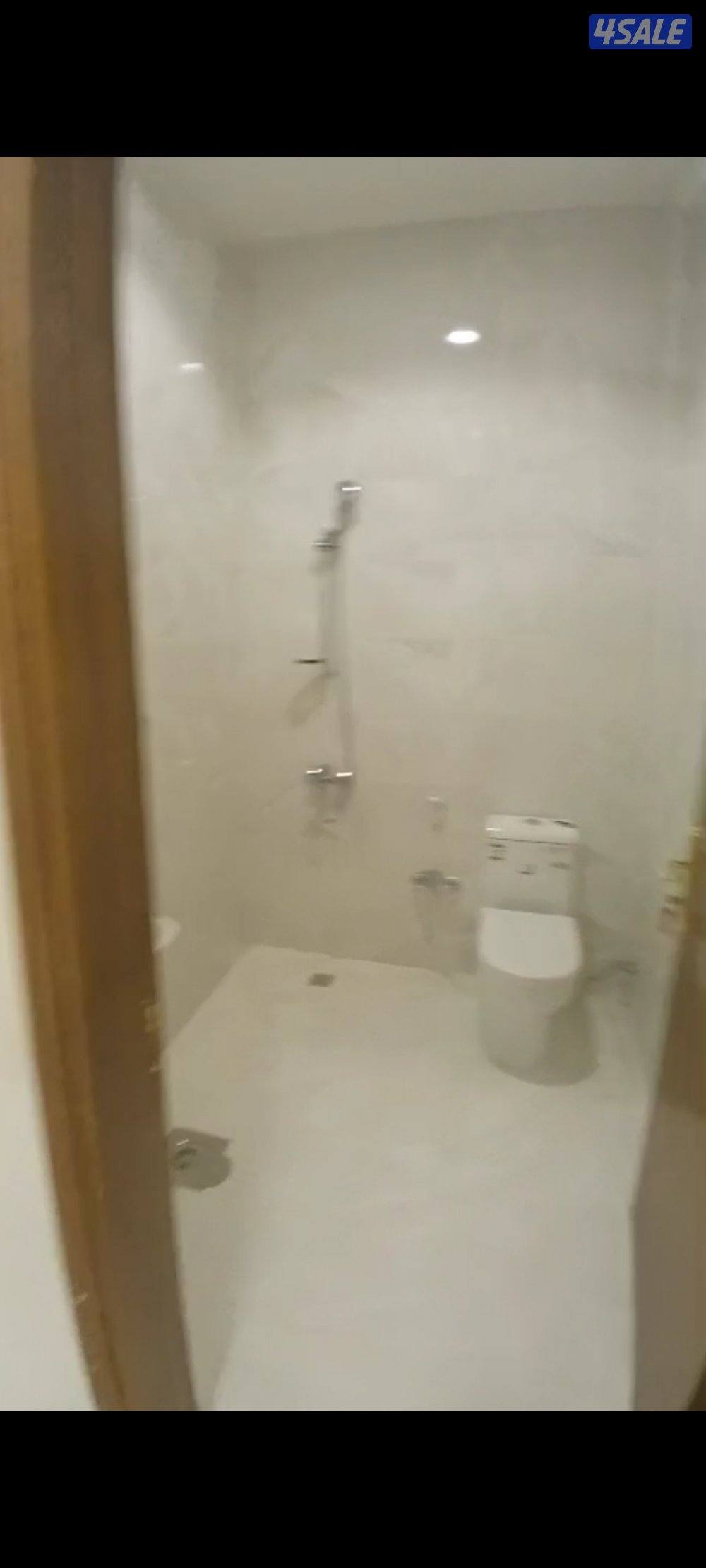 للايجار شقق جديدة بالمنقف ٤غرف غ خ2