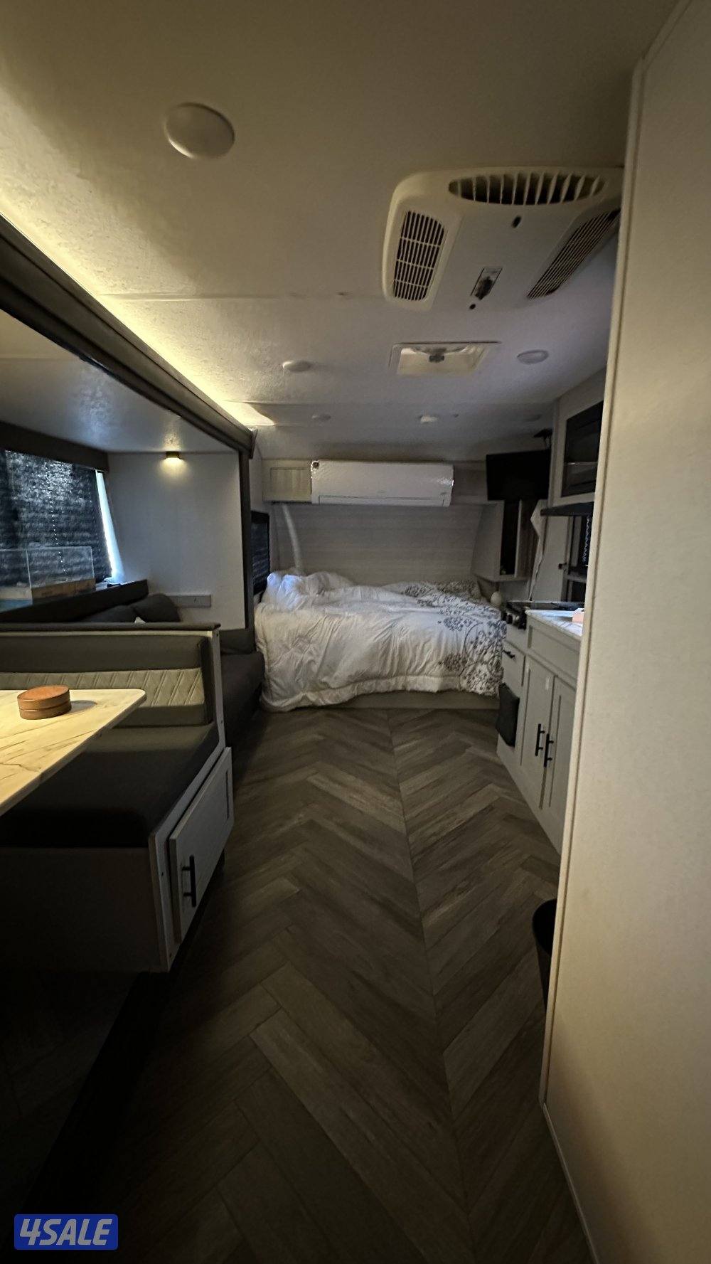 للبيع كرفان امريكي fsx2