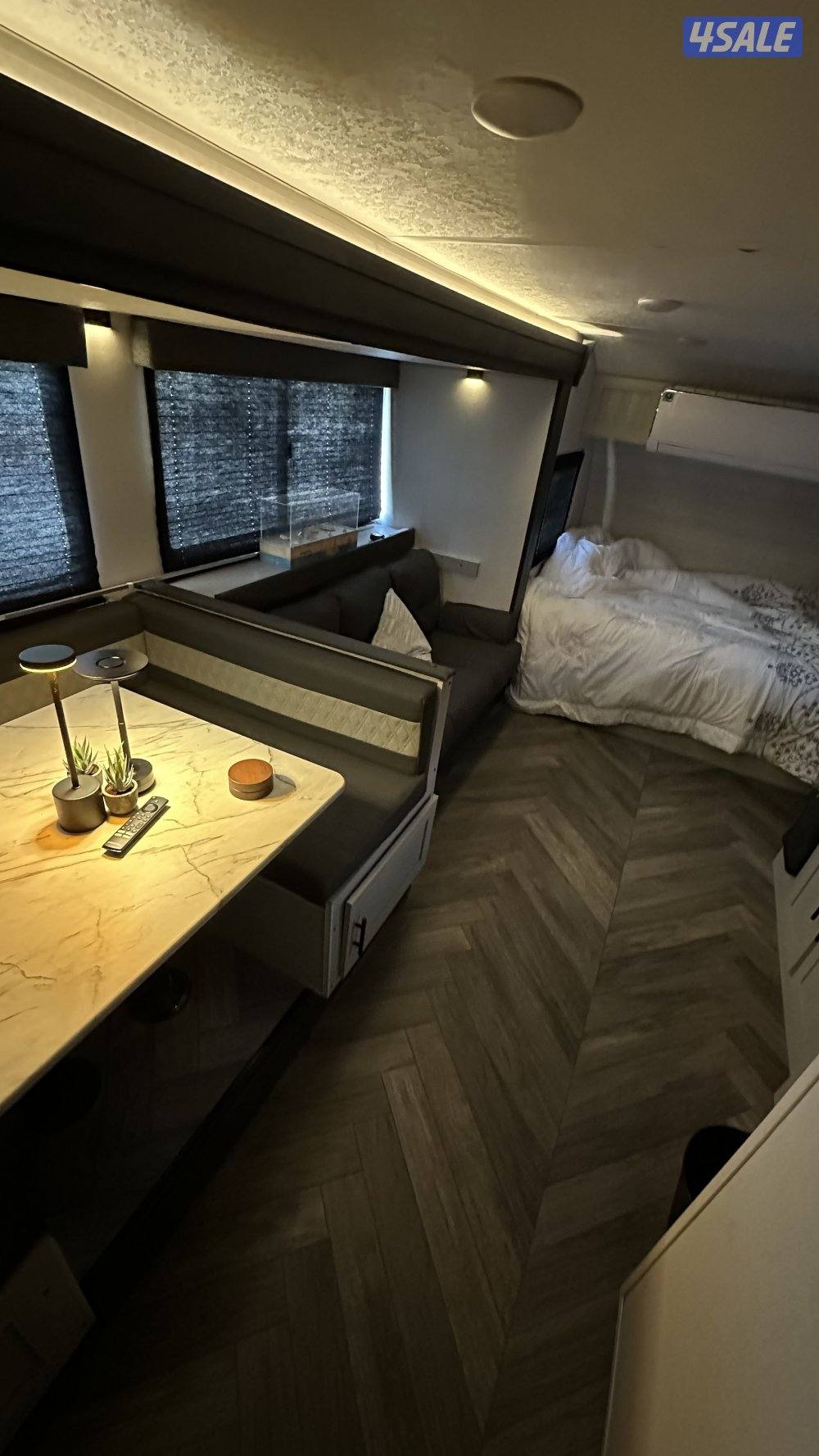 للبيع كرفان امريكي fsx10