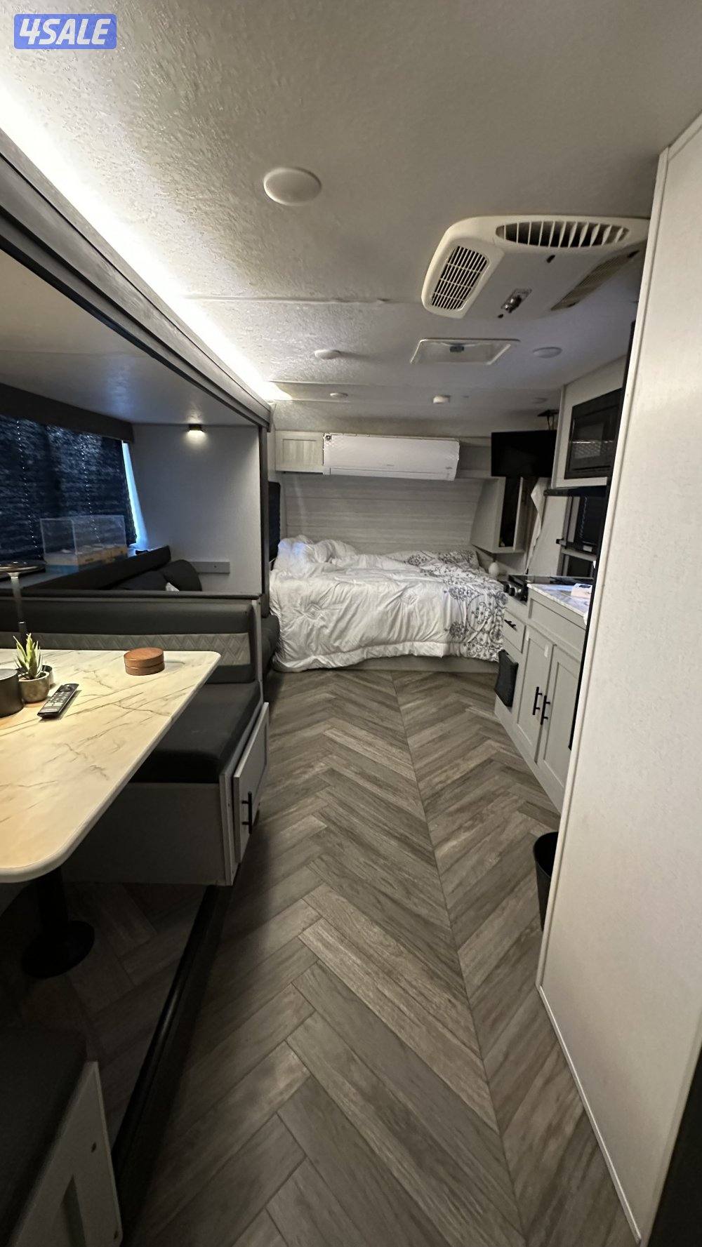 للبيع كرفان امريكي fsx12