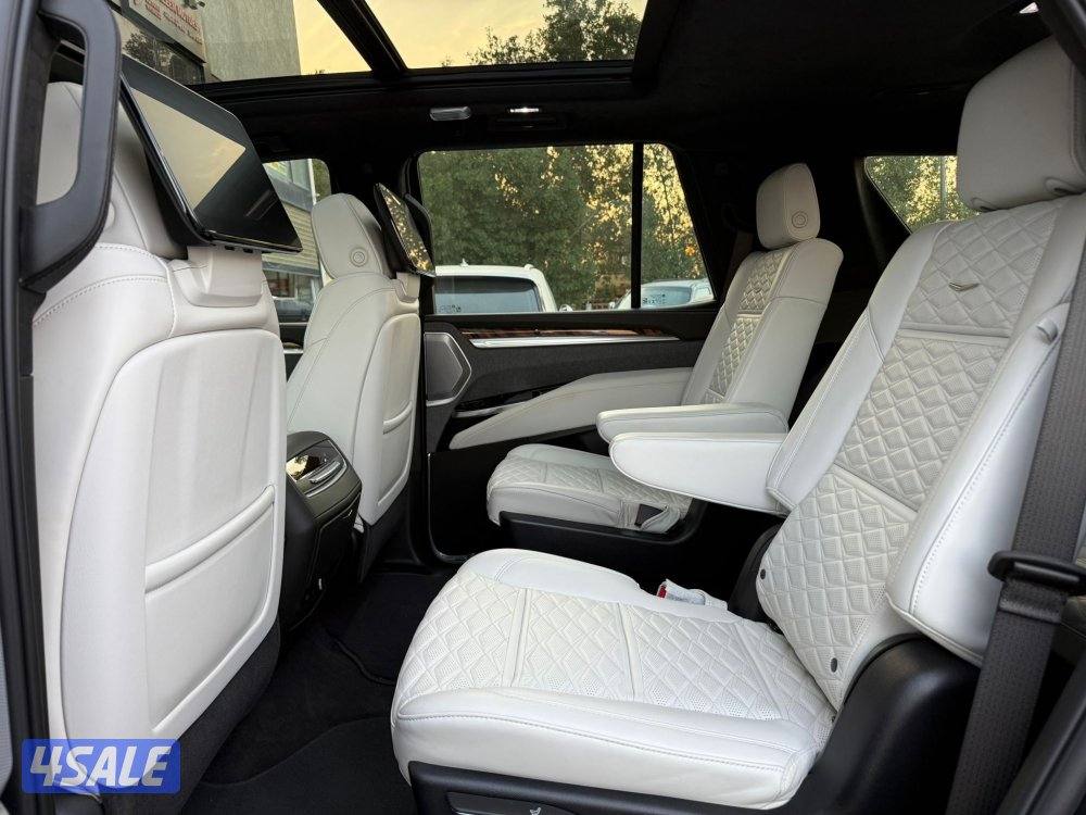 ESCALADE PREMIUM SPORT 600 _2025 صبغ الوكالة9