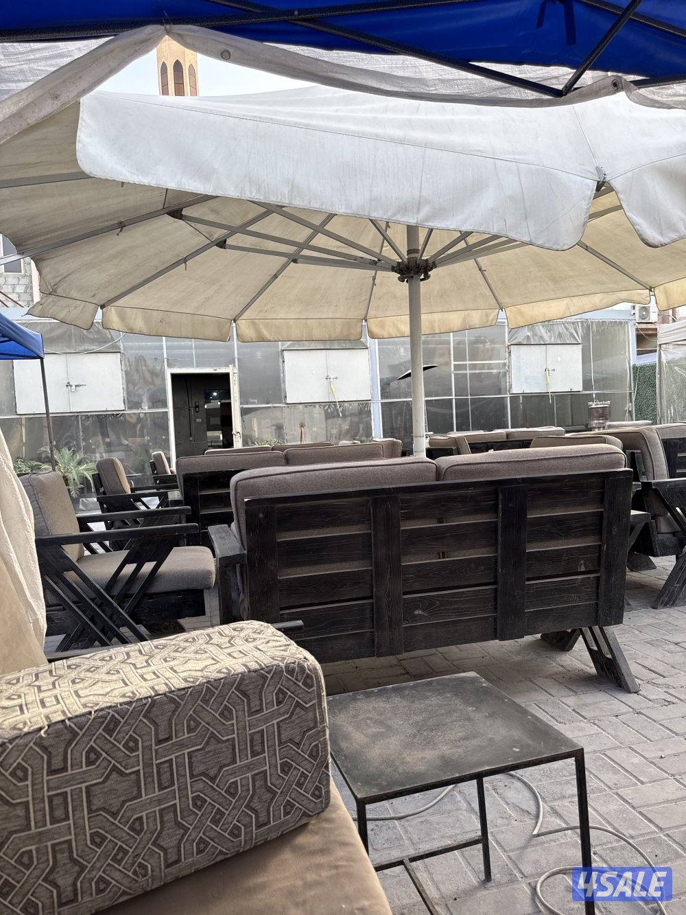 للبيع ٤ محلات بالرقعي0