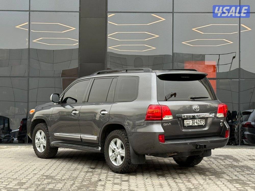 LAND CRUISER GXR V8 _20143