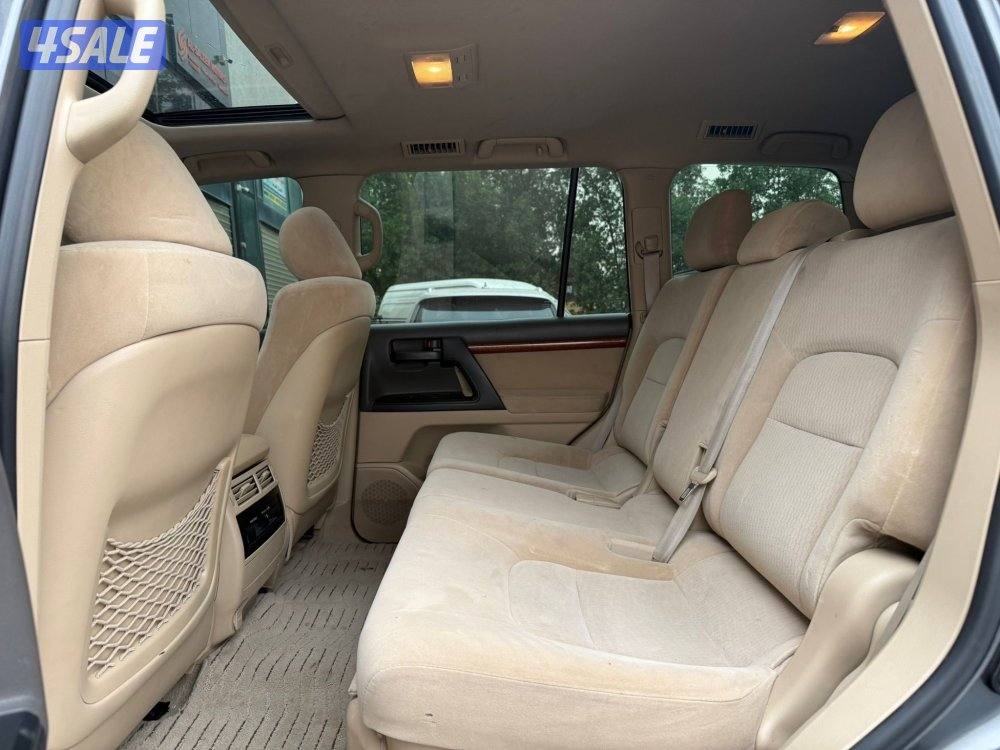 LAND CRUISER GXR V8 _20149