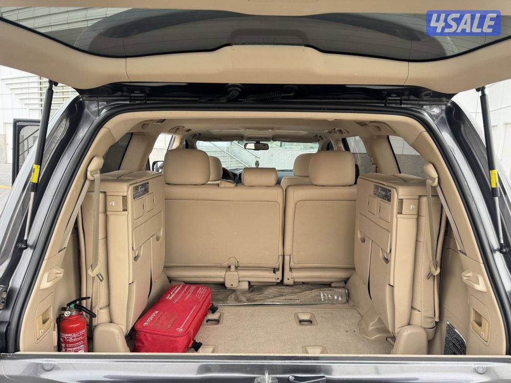 للبيع لاند كروزر موديل 2014 الساير8