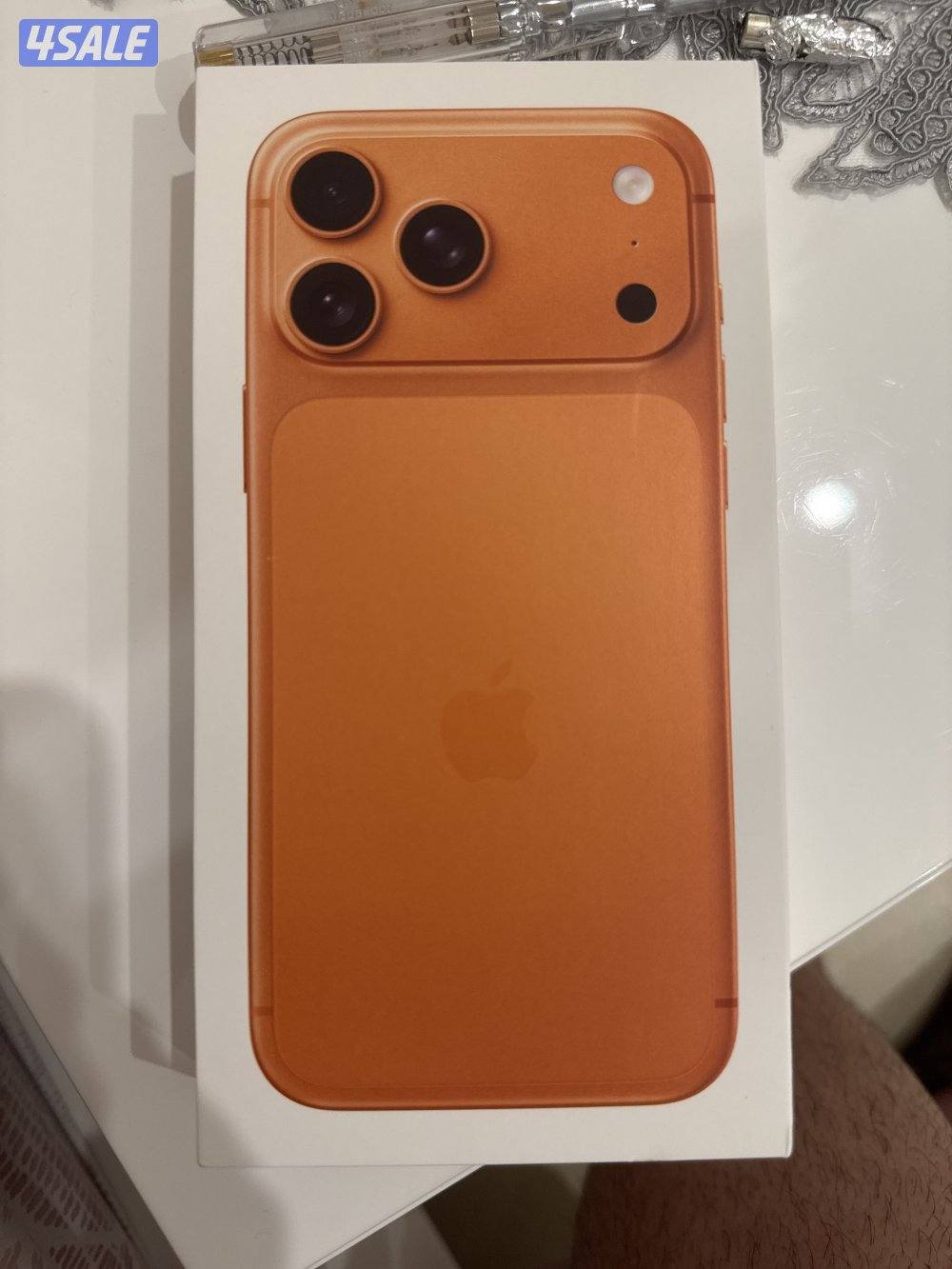 للبيع ايفون ١٧ بروماكس ٥١٢ برتقالي مصكر0
