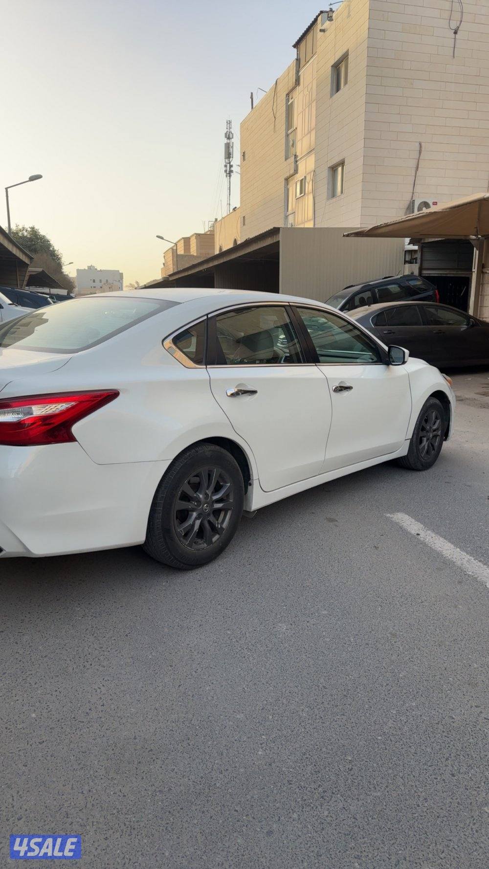 بيعه سريعه ألتيما 2017 شرط قير مكينه شاصي ممشى1402