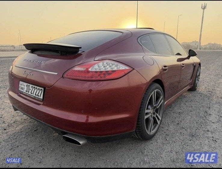 للبيع بورش باناميرا/ تواصل واتس فقط3