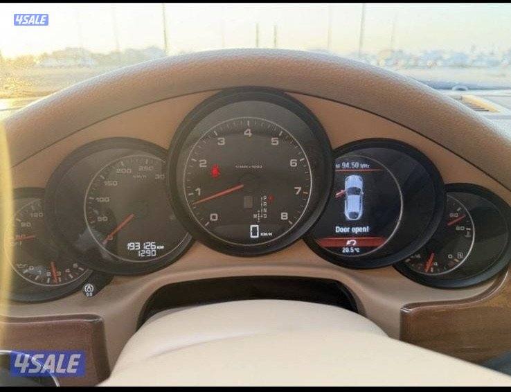 للبيع بورش باناميرا/ تواصل واتس فقط5