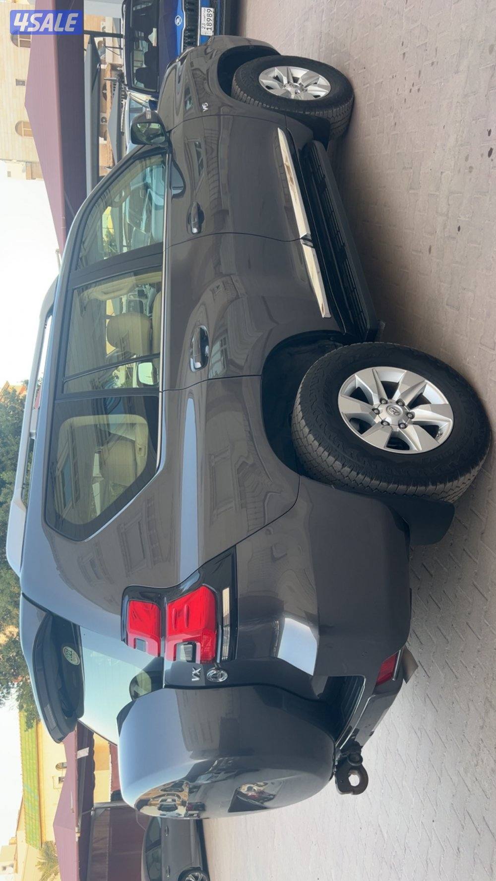 للبيع برادو موديل 21 صبغ الوكاله ماشي 85 وارد الساير VX1