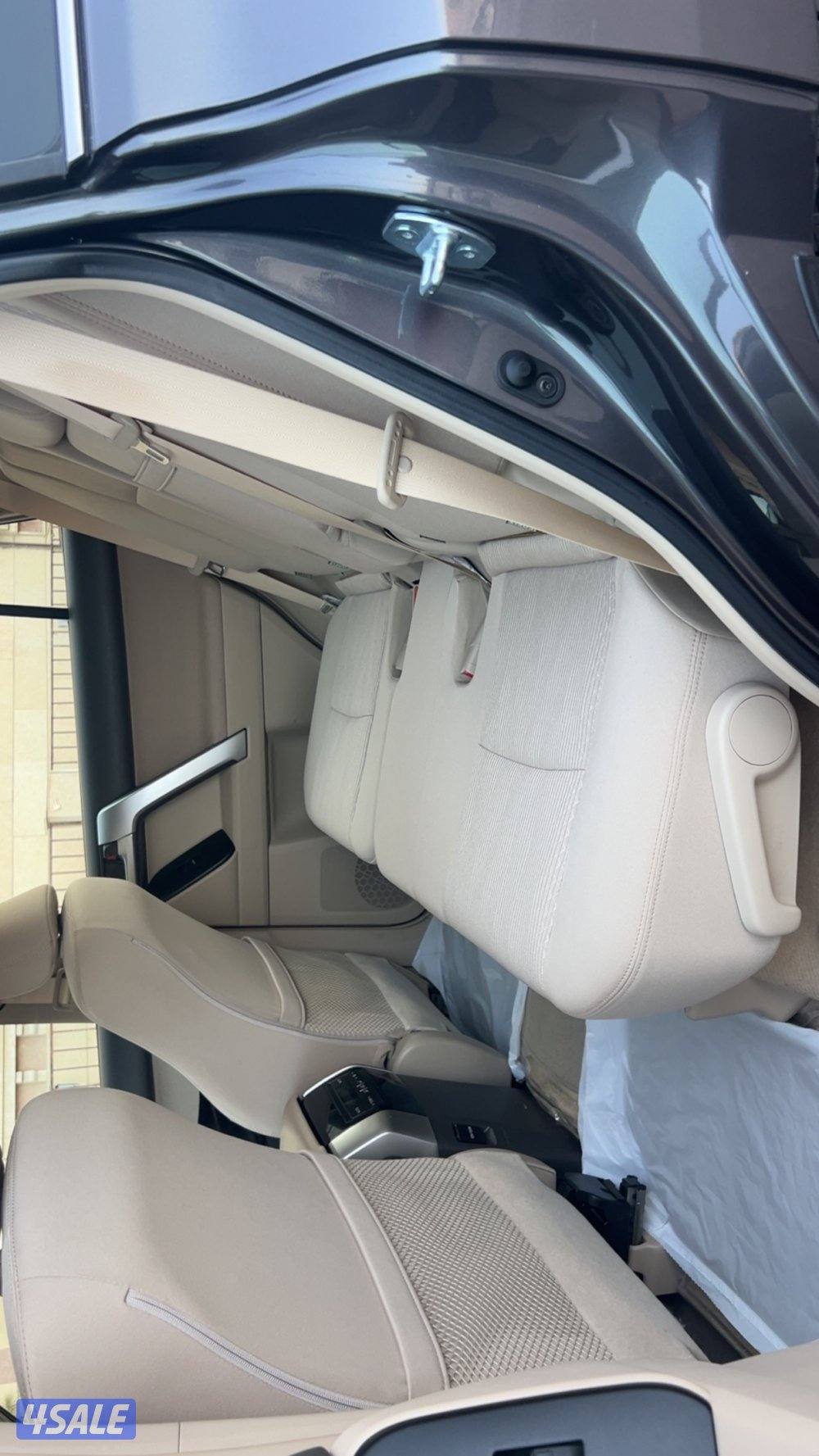 للبيع برادو موديل 21 صبغ الوكاله ماشي 85 وارد الساير VX8