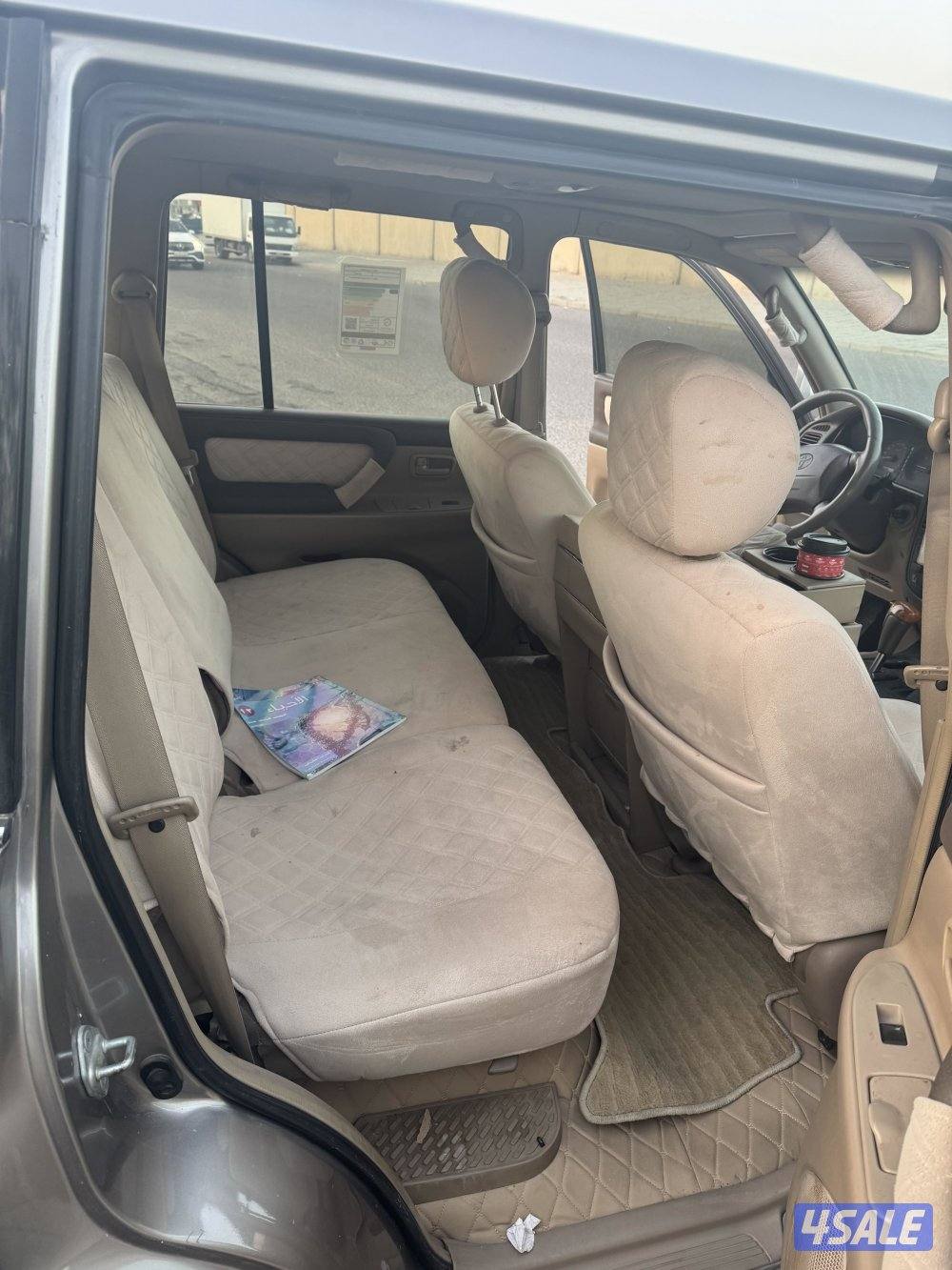 للبيع لاند كروز موديل ٢٠٠٢ كامل المواصفات ٦ سلندر فتحه ثلاجه في الدرج4