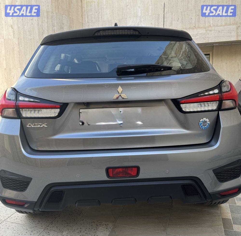 للبيع جيب متسوبيشي موديل 2023 نظيف جداً2