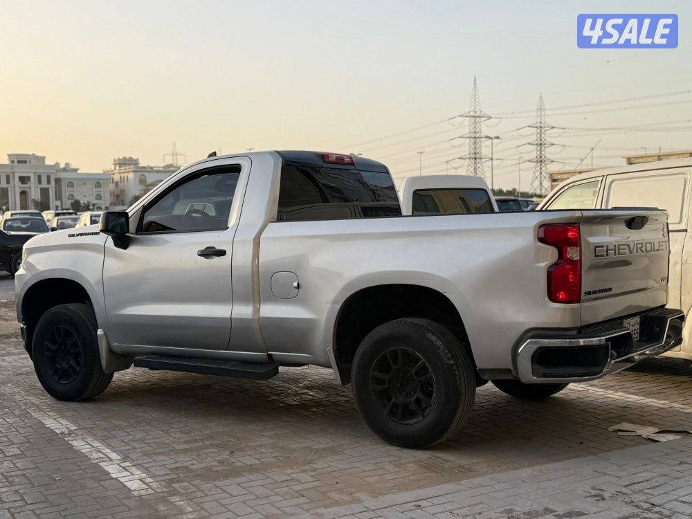 للبيع سلفرادو 2021 عداد 1170