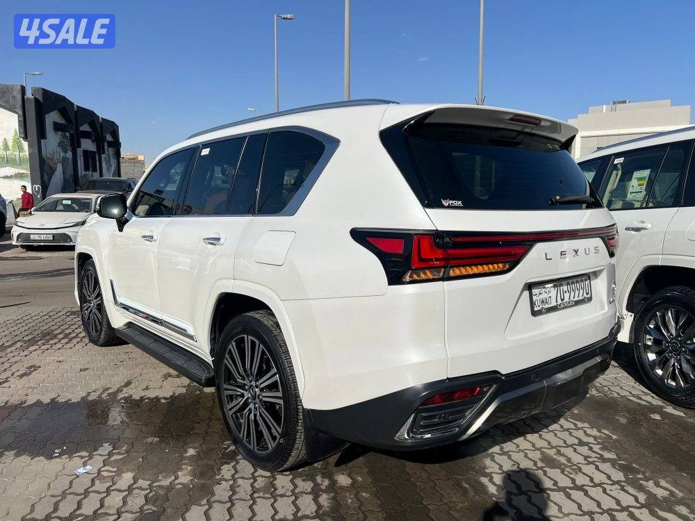 لكزس LX 600 الدرجة الاولى1