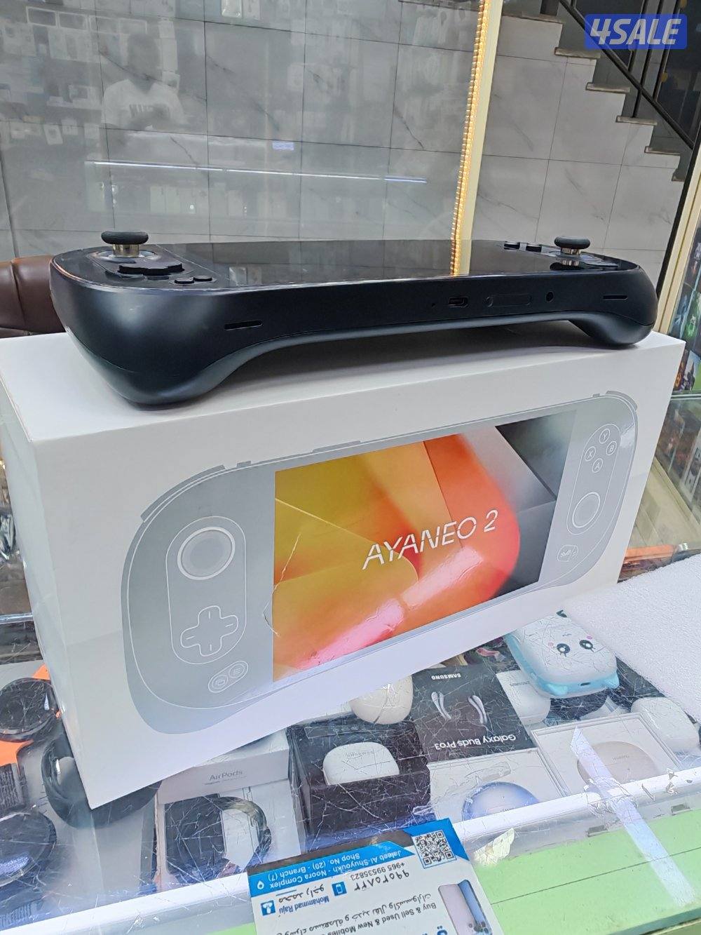 AYANEO 2 Powerful Mini PC / Handheld1