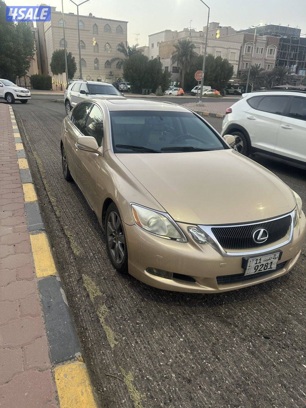 للبيع لكزس جي اس 2008 أمورها طيبه آخر السومه 12000