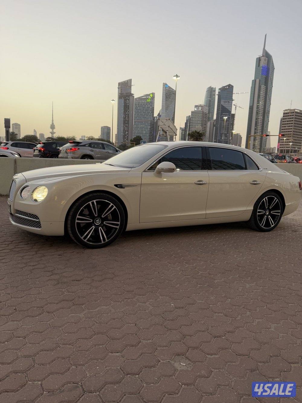 للبيع بنتلي فلاينج سبير 20140