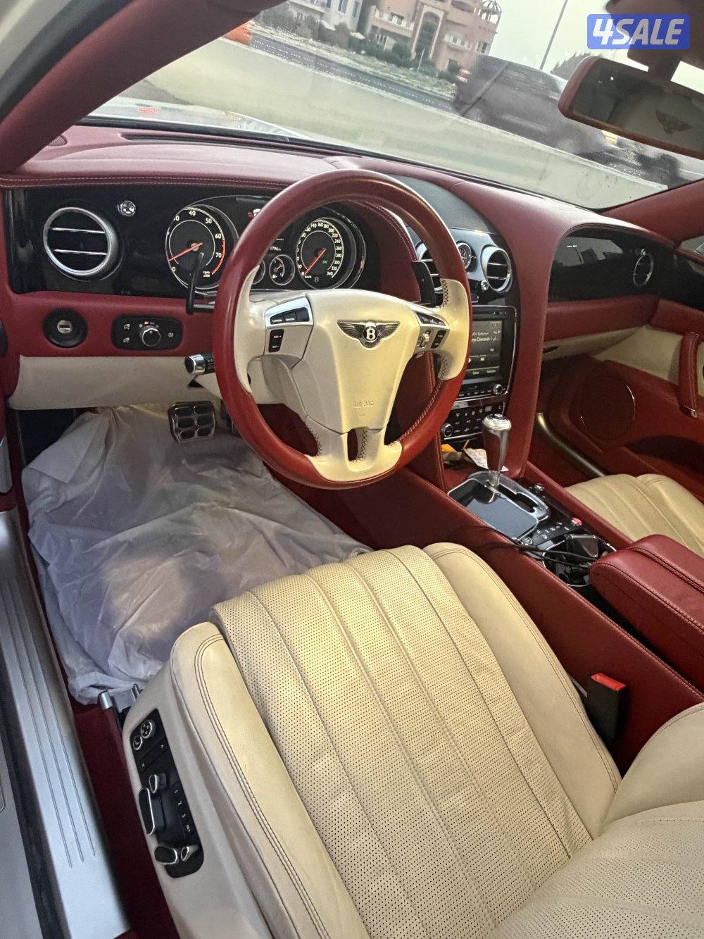 للبيع بنتلي فلاينج سبير 20142