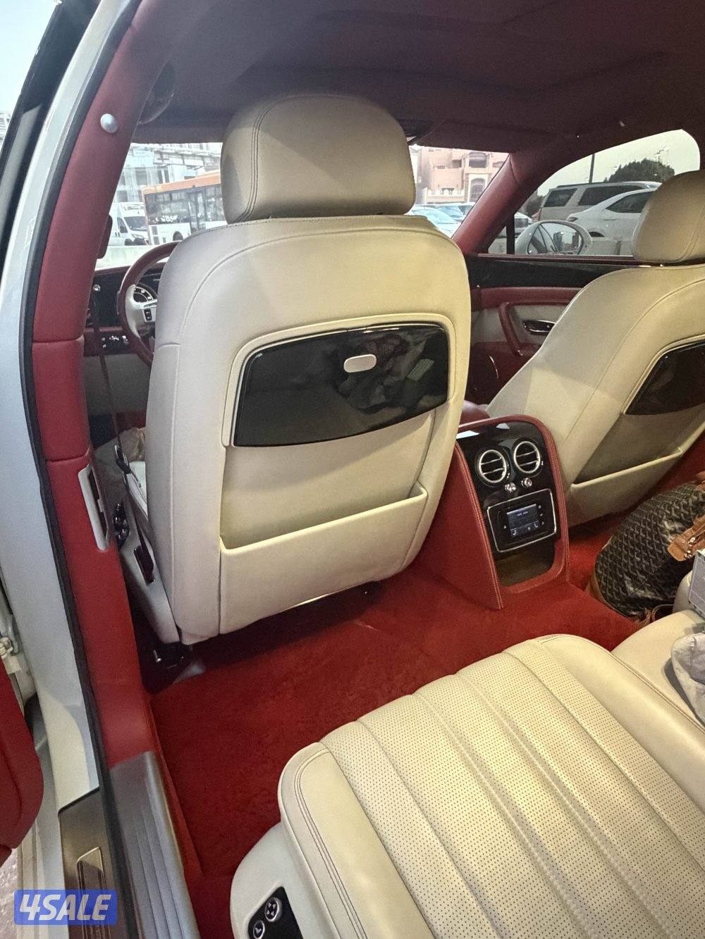 للبيع بنتلي فلاينج سبير 20144