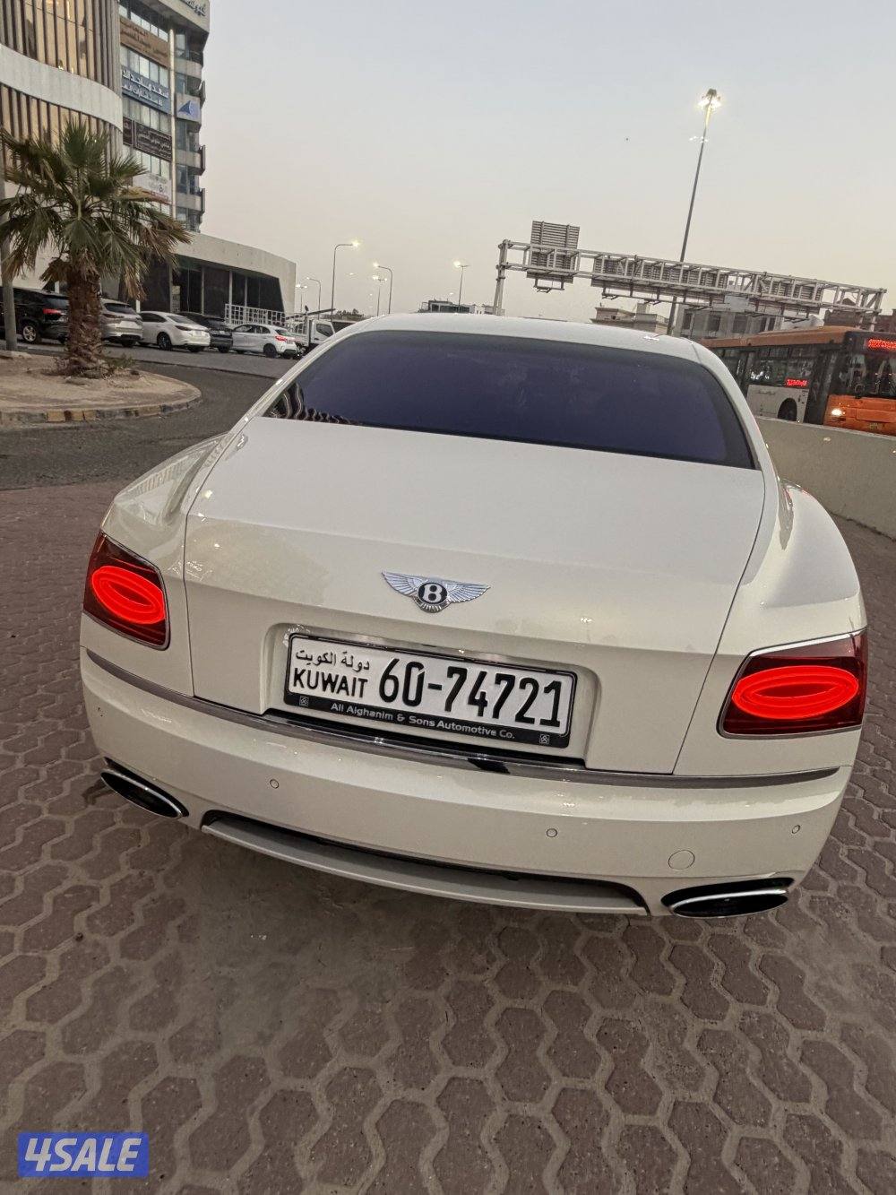 للبيع بنتلي فلاينج سبير 20145