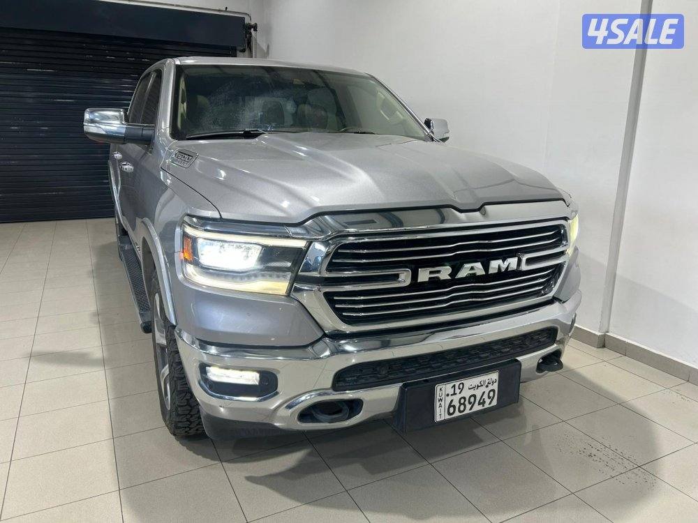 RAM 1500 Laramie 4X42