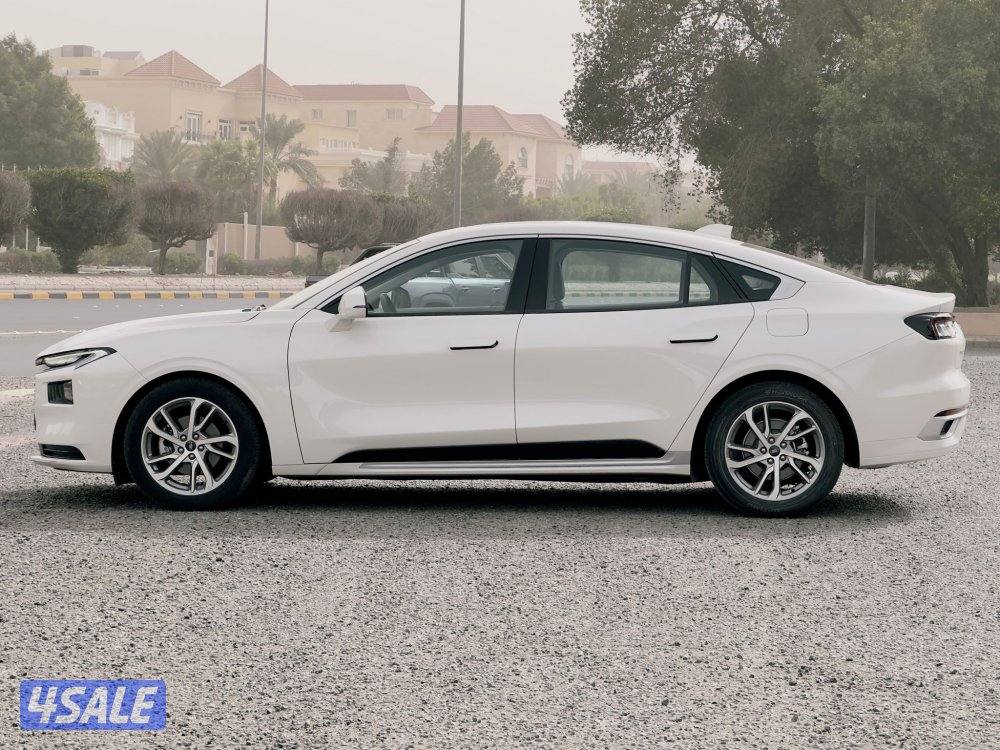 فورد توروس 
موديل 2023 عداد: 60 الف5