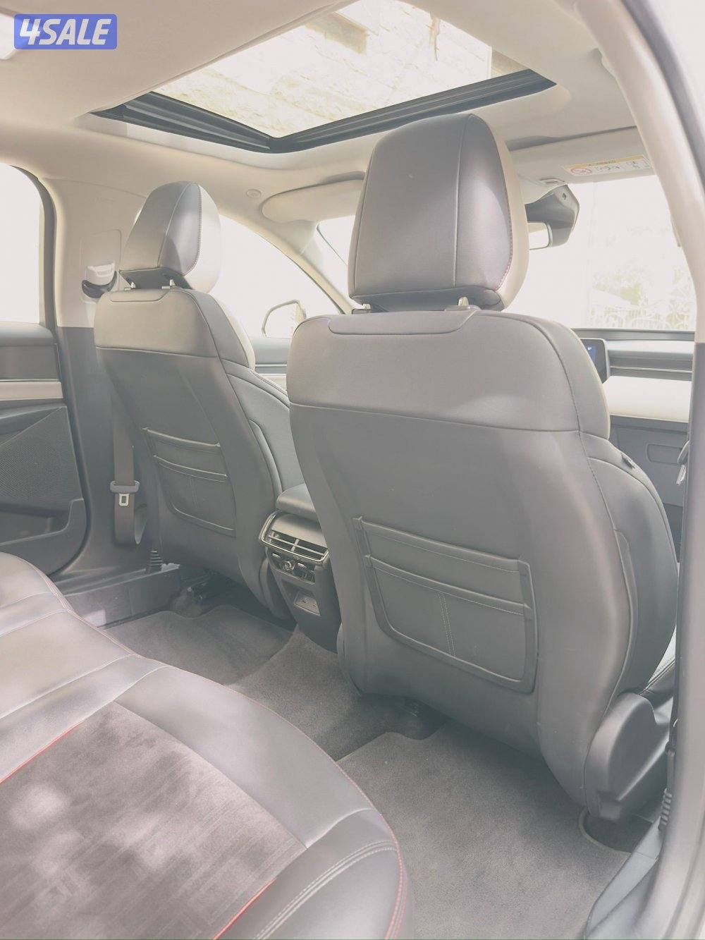 فورد توروس 
موديل 2023 عداد: 60 الف14