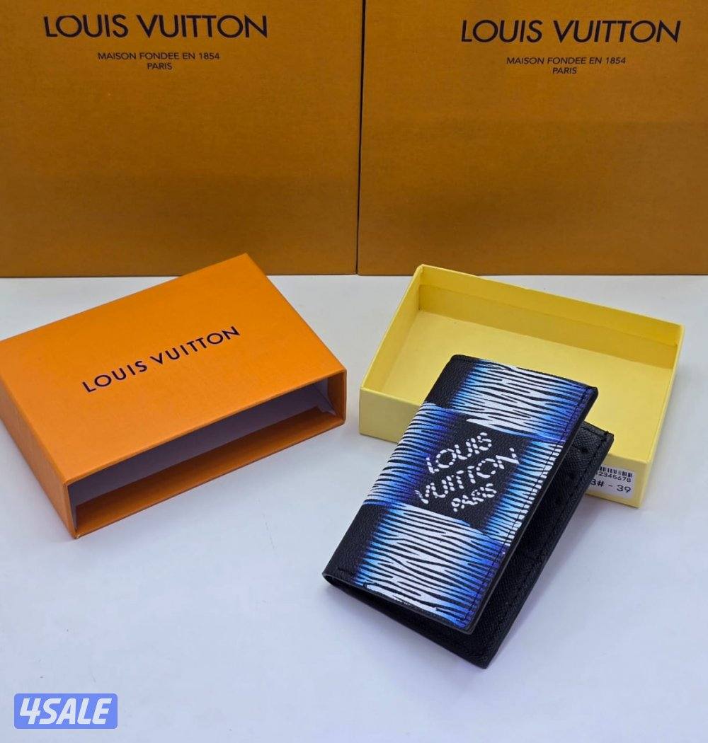 لدينا اقوي تشكيلة من البواكة والشنط الرجالية0