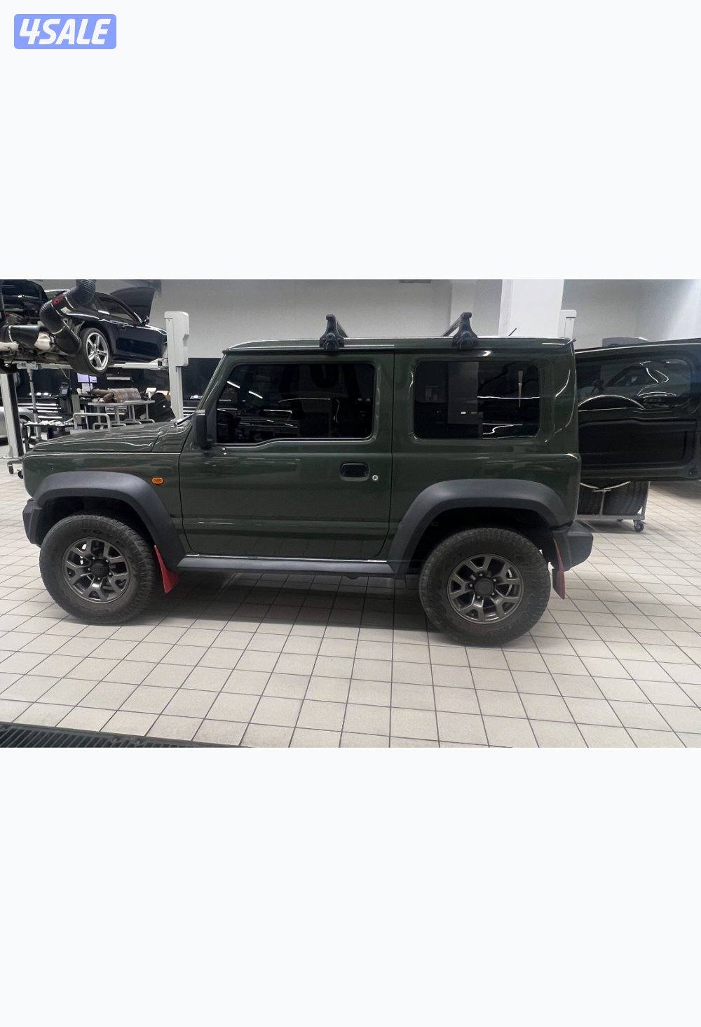 Suzuki Jimny0