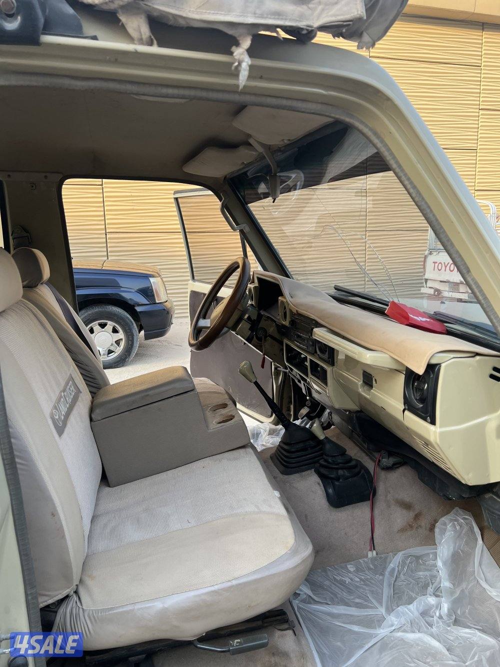 للبيع ربع موديل 19927