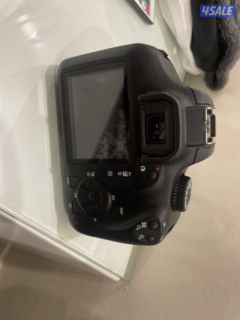 كاميرا كانون4000d ممتازة جداً والاعدادات ممتازه ومع عدسة مافيها اي شي1