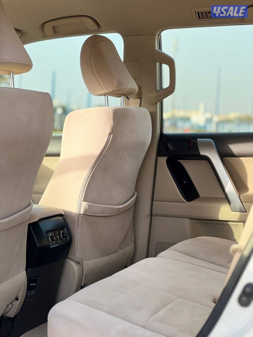 للبيع برادو 2022 صبغ الوكاله بحاله ممتازه6