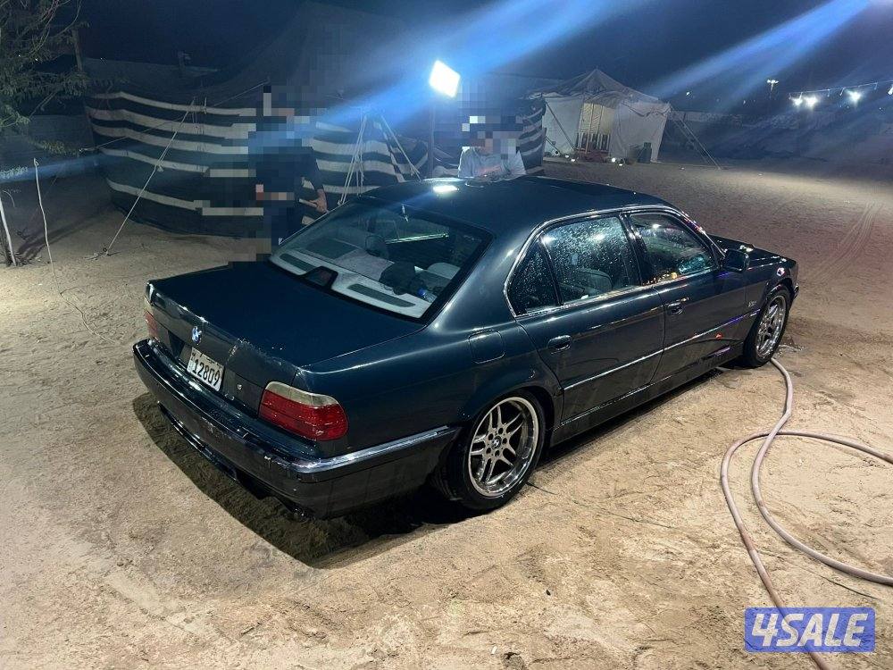 للبيع BMW 750 V120