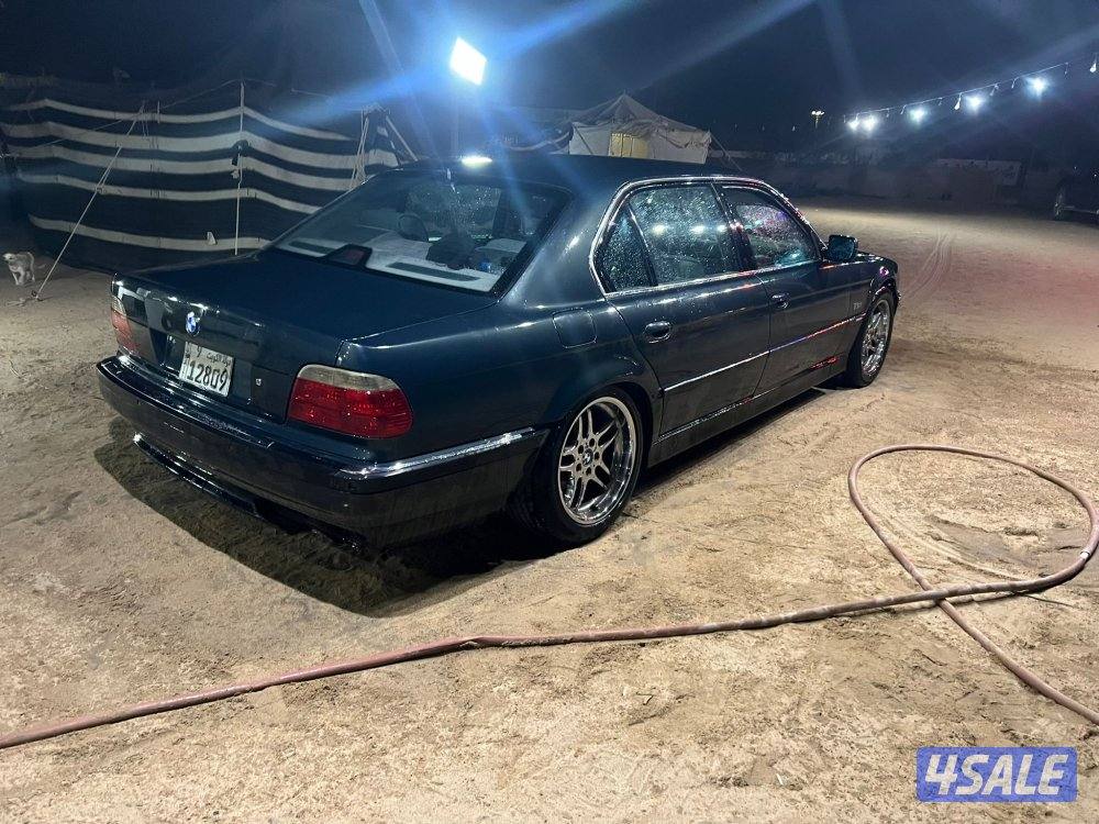 للبيع BMW 750 V123