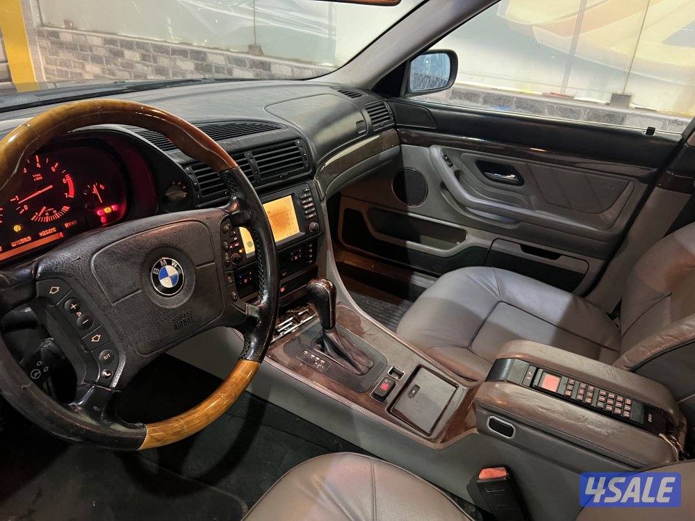 للبيع BMW 750 V126