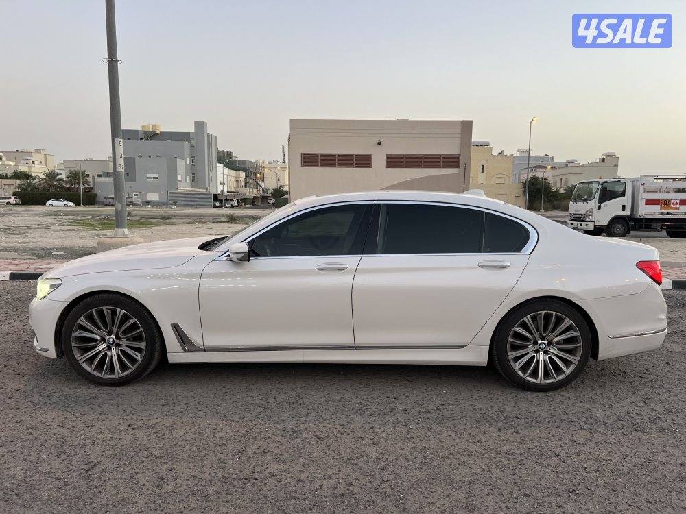 بي ام دبليو 740Li مواصفات 750Li0