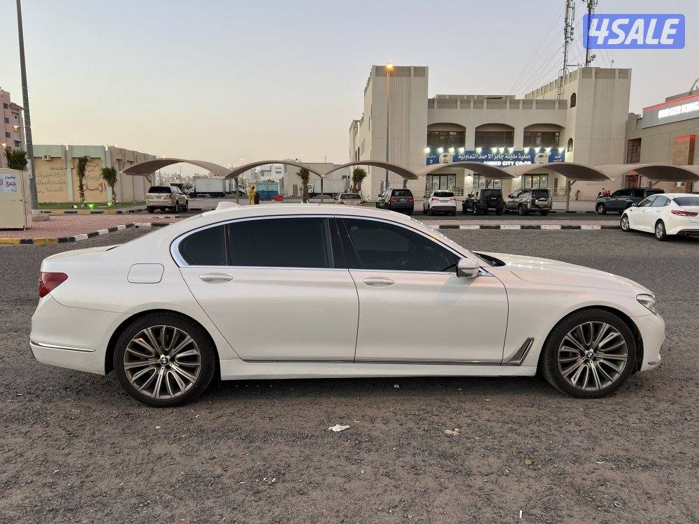 بي ام دبليو 740Li مواصفات 750Li2