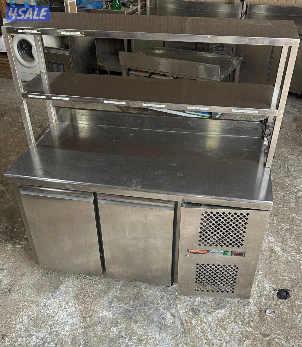 يوجد ثلاجات وطاولات مطعم  وجنيتر للبيع5