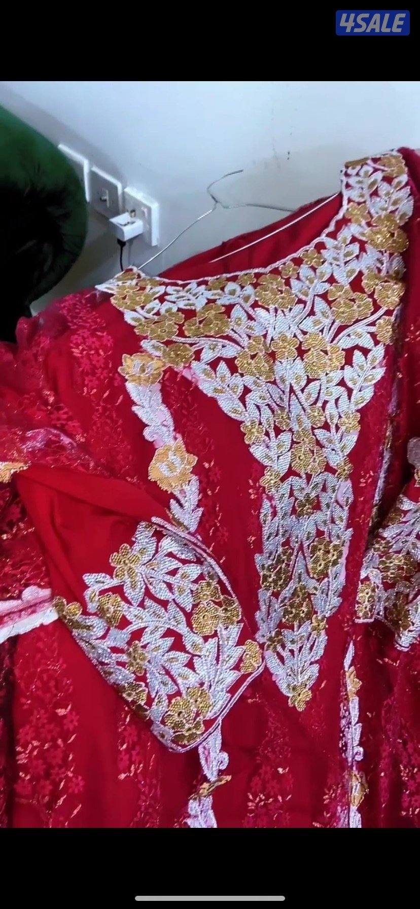 بيعه سريعه ملابسه لبسه وحده1