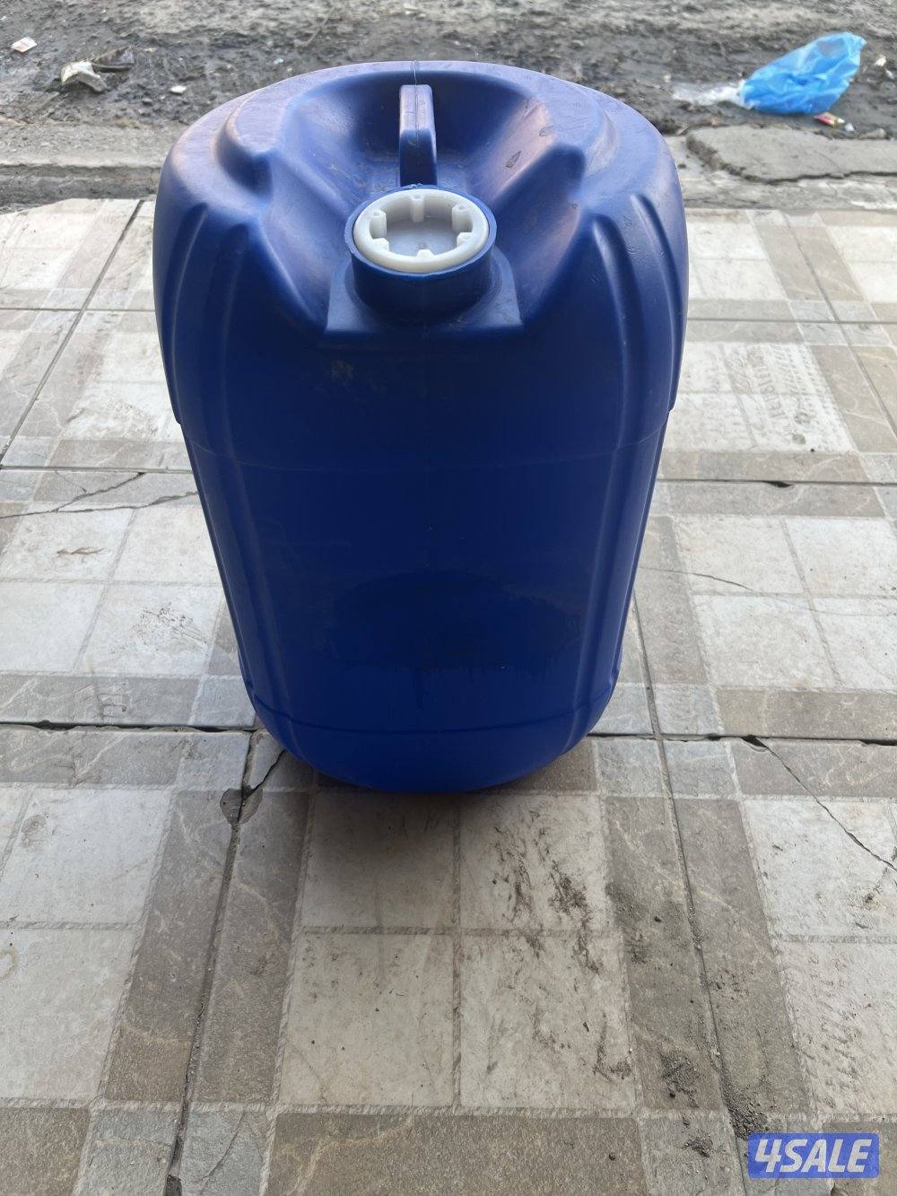 جالونات 25 لتر متوفر الحالة شبه جديد متوفر بالحبة أو كمية0