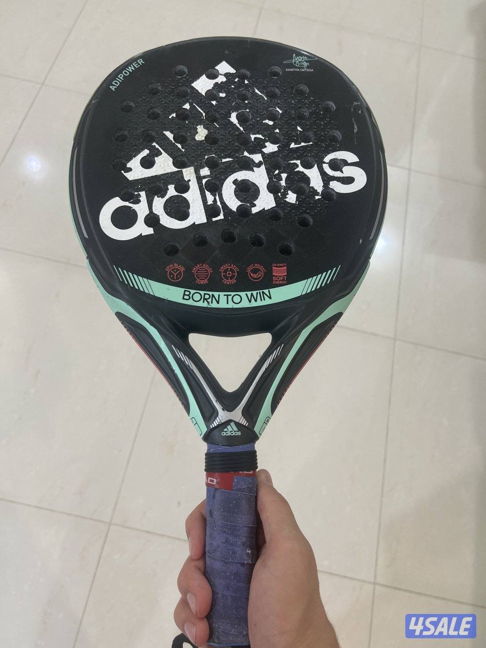 مضربين للبيع الاثنين ب 5 والواحد ب 32